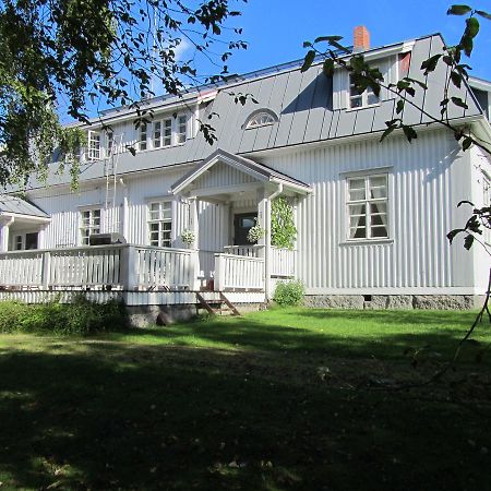 Hotelli Huiskankorpi Boutique Hotel Nivala 외부 사진